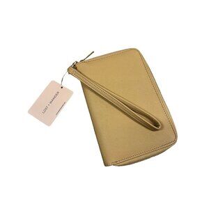 Lost + Wander Beige Passport Wallet With Wristlet Strap Worry Free NWT‎